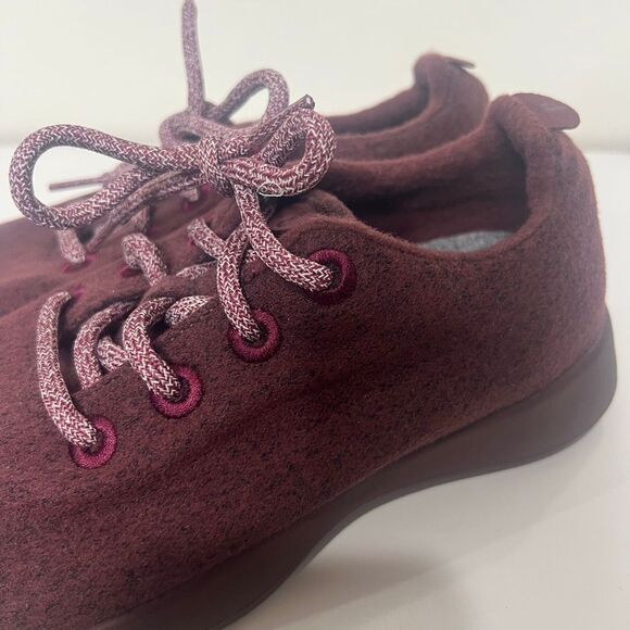 AllBirds Wool Runners Burgundy Purple Sneakers Sz 9 - Picture 4 of 6